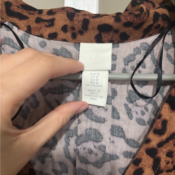 H&M Brown and Black Long Sleeve Wrap Dress - Picture 3 of 5